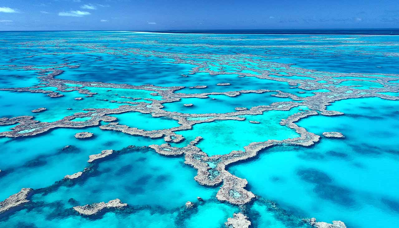 Image of Great Barrier Reef aquamarine water