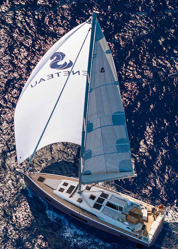 Beneteau Oceanis 52 yacht sailing
