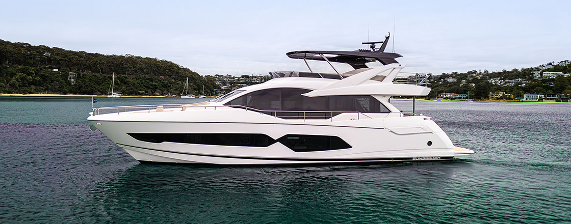 Sunseeker 76 yacht