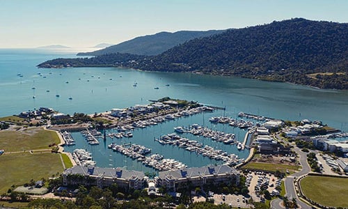 d'Albora Port of Airlie marina