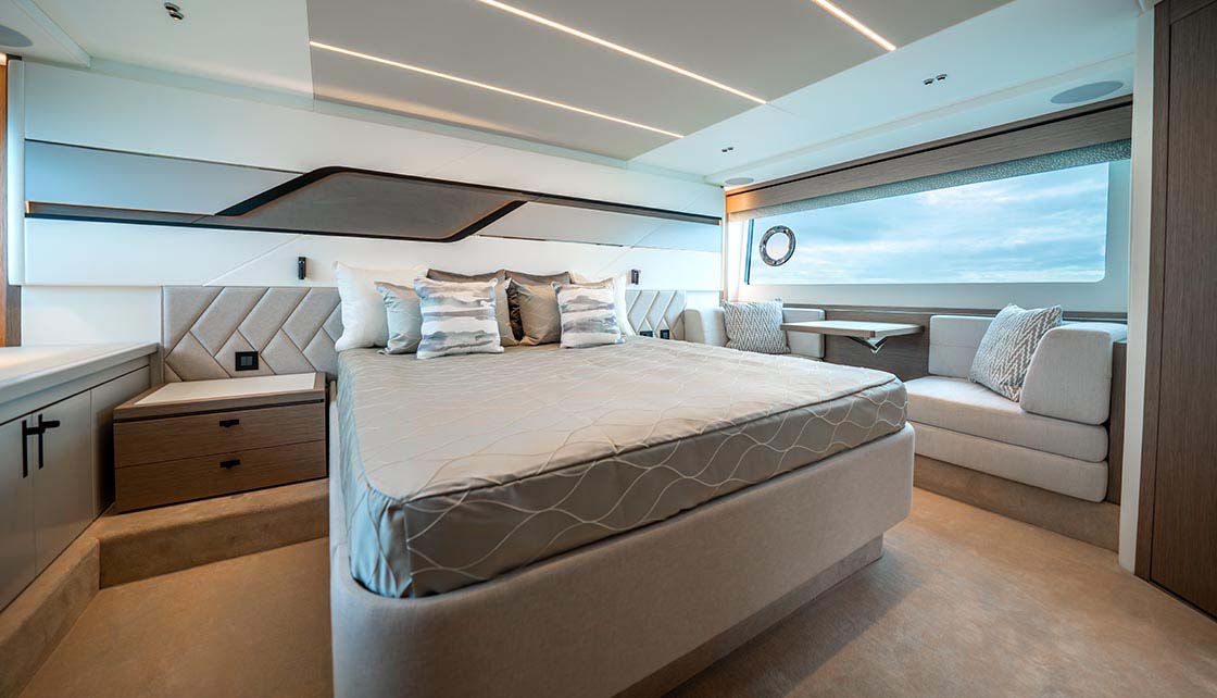 Sunseeker Predator 75